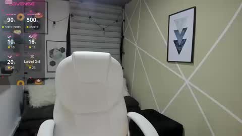 Enma clark online show from 09.20.25