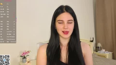 Snapshot of enricaelis chatting on 11.02.25 Sani online show from 11.02.25