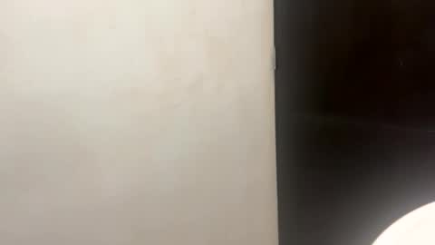 Snapshot of enriquelopez007073 chatting on 12.15.25 The Man 007 online show from 12.15.25