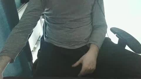 enriquexxx21xxx online show from 04.18.26