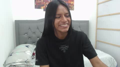 Enyenlina online show from 10.04.25