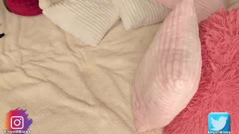 Call me Sweet online show from 03.02.25