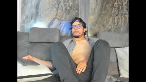 Snapshot of enzodarkwood chatting on 12.15.25 Enzo online show from 12.15.25