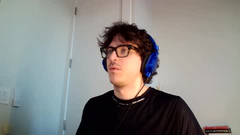 Snapshot of enzyme_ chatting on 02.18.25 enzyme_ online show from 02.18.25