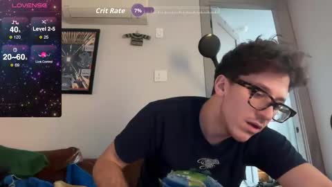 Snapshot of enzyme_ chatting on 11.19.25 enzyme_ online show from 11.19.25