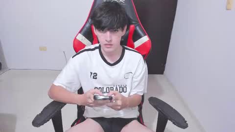 eren_tatakae online show from 12.20.25