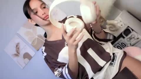 Snapshot of eres_guapa chatting on 06.12.26 Elisa online show from 06.12.26