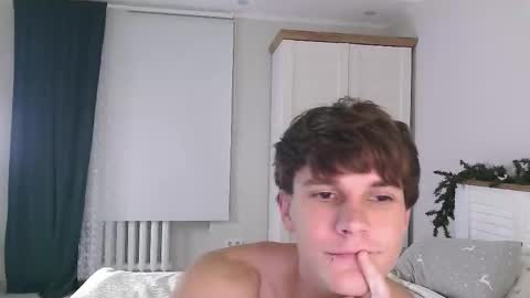 Eric Crush online show from 12.17.25