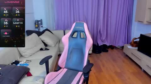 Erika online show from 11.04.25