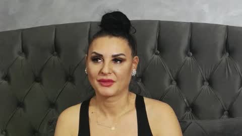 Erica online show from 12.12.24