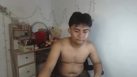 Snapshot of erick_cummer30 chatting on 04.14.26 erick_cummer30 online show from 04.14.26