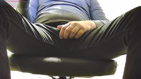 Snapshot of ericric49 chatting on 11.05.25 ericric49 online show from 11.05.25