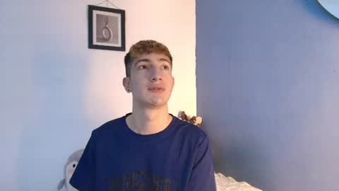 Snapshot of erik_golden_ chatting on 06.16.26 I am Erik online show from 06.16.26