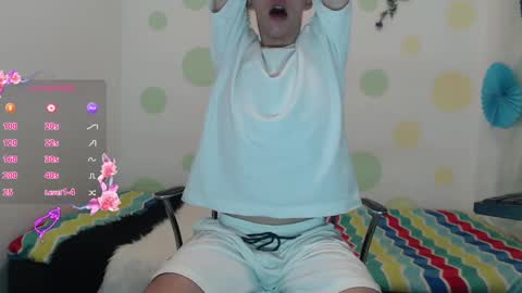 Snapshot of erik_lion chatting on 12.12.24 Jhon online show from 12.12.24