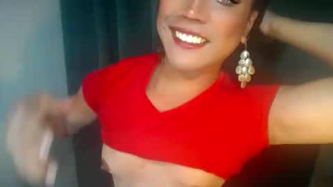 Snapshot of erika_madrigal chatting on 11.14.25 erika_madrigal online show from 11.14.25