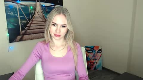 Erika online show from 03.12.25