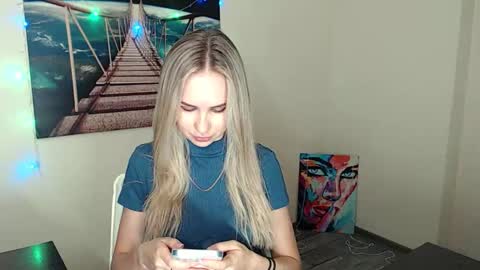 Erika online show from 09.16.25