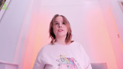 Snapshot of erikalustx chatting on 12.29.24 Erika online show from 12.29.24