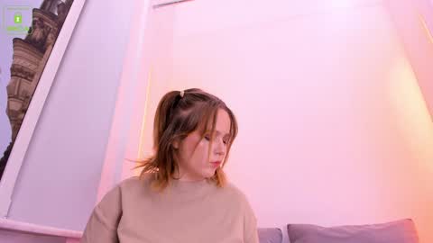 Snapshot of erikalustx chatting on 01.03.25 Erika online show from 01.03.25