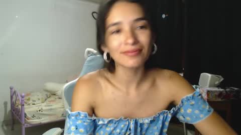 erina_1 online show from 01.18.25