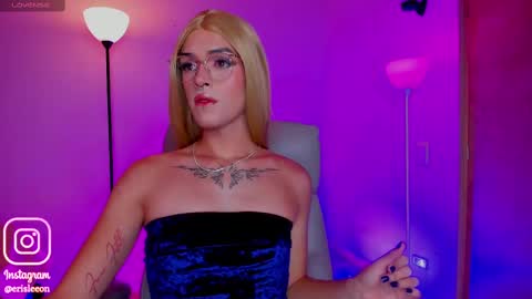 Snapshot of erisleon chatting on 02.17.25 online show from 02.17.25