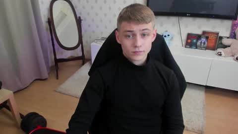 Max online show from 11.30.25