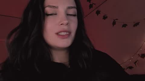 Snapshot of erohaze chatting on 03.17.26 erohaze online show from 03.17.26