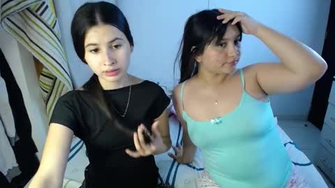 Snapshot of erosgirls_ chatting on 11.15.25 erosgirls_ online show from 11.15.25