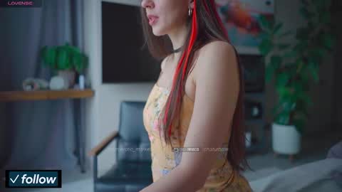 SOFIA  DAMIEN   PVT MODEL online show from 02.27.26