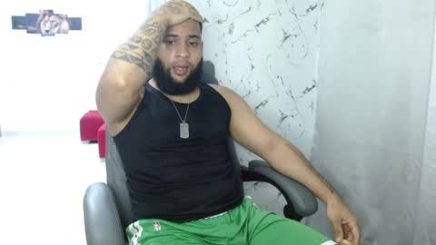 Snapshot of eroticoblack chatting on 05.20.26 Eroticoblack online show from 05.20.26