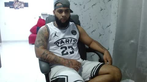 Snapshot of eroticoblack chatting on 06.07.26 Eroticoblack online show from 06.07.26