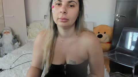 eroticsensualkitty4u online show from 02.14.26