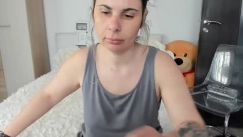 eroticsensualkitty4u online show from 04.22.26