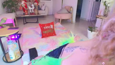 TINY  online show from 11.26.25