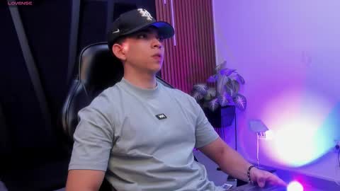 Eryon online show from 12.14.25