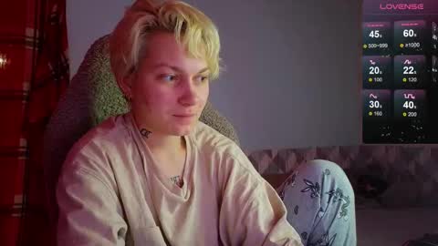 esajukyy online show from 02.07.25