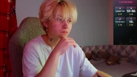 esajukyy online show from 02.13.25