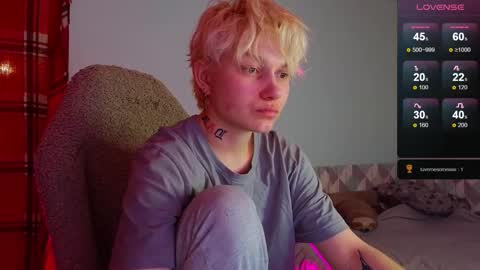 esajukyy online show from 02.28.25