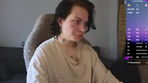 esajukyy online show from 04.14.26