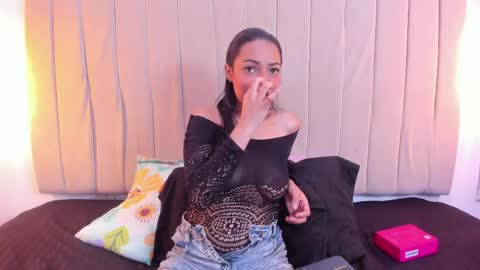 Scarlett online show from 04.15.26