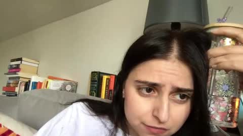 Snapshot of esimaralda chatting on 05.31.26 esimaralda online show from 05.31.26