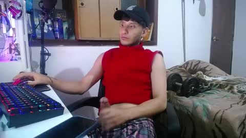 Snapshot of esjrobles chatting on 12.13.24 Esteban online show from 12.13.24