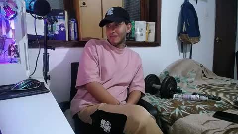 Snapshot of esjrobles chatting on 01.29.25 Esteban online show from 01.29.25