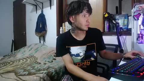Snapshot of esjrobles chatting on 02.23.25 Esteban online show from 02.23.25