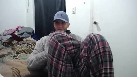 Snapshot of esjrobles chatting on 09.19.25 Esteban online show from 09.19.25