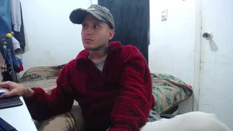 Snapshot of esjrobles chatting on 10.14.25 Esteban online show from 10.14.25