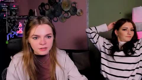 esma_shine online show from 11.09.25