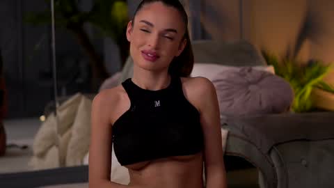 Raluca  online show from 01.24.25