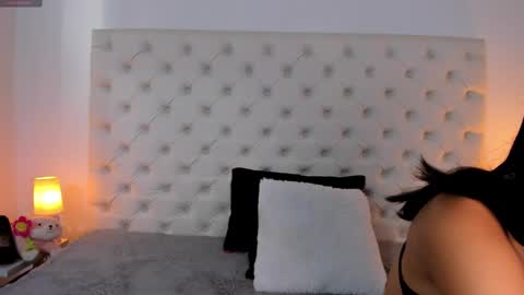 esmeralda  online show from 02.08.25