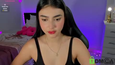 Snapshot of esmeralda_le chatting on 07.17.26 Esmeralda online show from 07.17.26